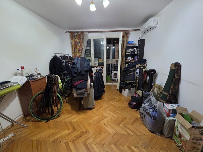 Titan, Constantin Brancusi intersectie Sadului, piata Minis, 5 min metrou