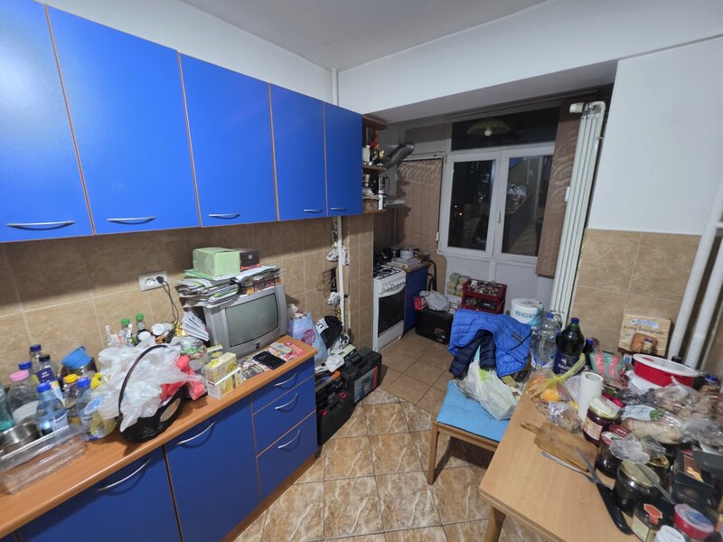 Titan, Constantin Brancusi intersectie Sadului, piata Minis, 5 min metrou